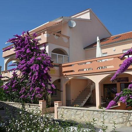 Apartments Jadranka Novalja Exterior foto